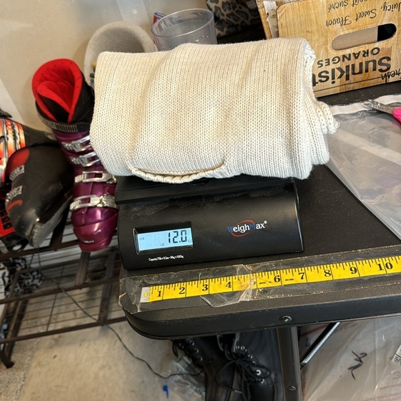 Gap sweater vest cream in color never worn NWOT oversized coastal grandma - Picture 11 of 11